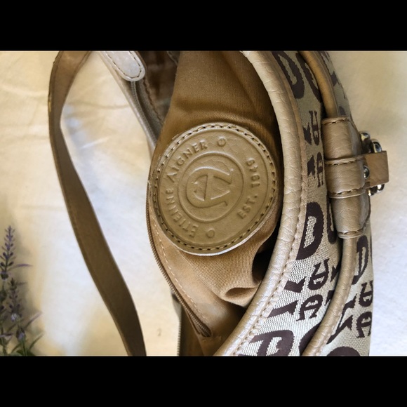 Etienne Aigner purse - Picture 5 of 5